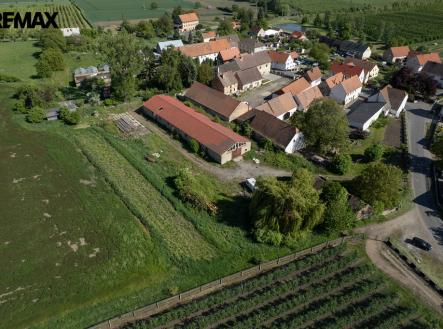 dji-0869.jpeg | Prodej - skladovací prostor, 752 m²