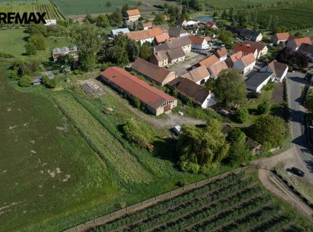 dji-0869.jpeg | Prodej - skladovací prostor, 752 m²