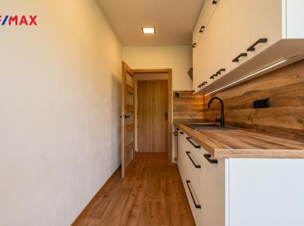 tm-01129-hdr.jpg | Prodej bytu, 1+1, 42 m²