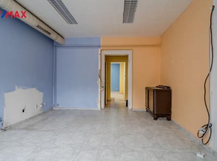 Místnost 1 | Prodej - obchodní prostor, 76 m²