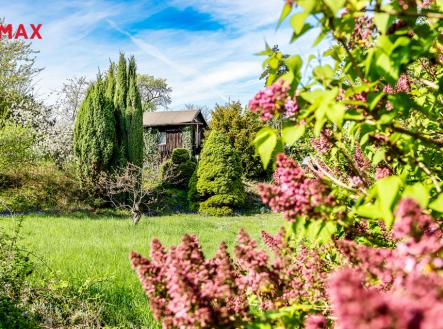 Prostoru je spousty | Prodej - pozemek, zahrada, 1 106 m²