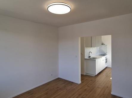 8e9904f8-d548-4e2a-a6bb-837715656b76.jpg | Prodej bytu, 3+1, 81 m²