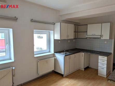 02.jpg | Pronájem bytu, 2+kk, 450 m²