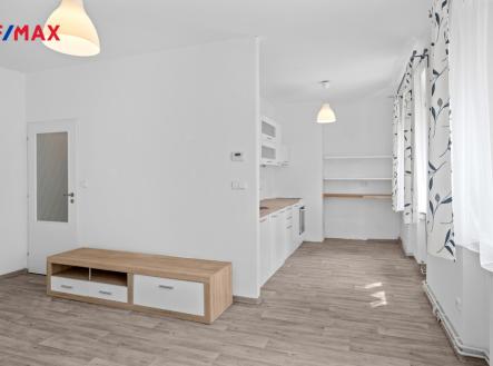 005.jpg | Prodej bytu, 2+1, 49 m²