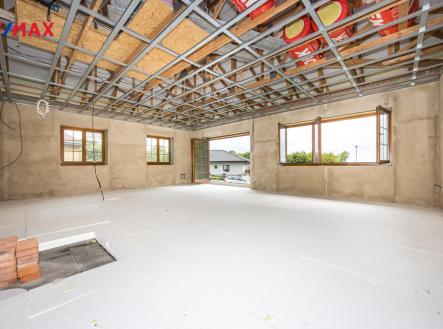 Obývací pokoj s kuchyňským koutem | Prodej - dům/vila, 192 m²