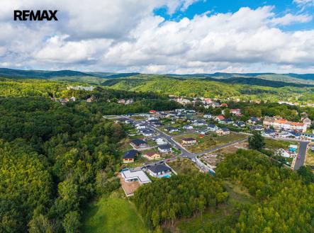 A nádherné a klidné okolí | Prodej - dům/vila, 192 m²