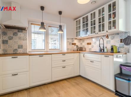 tm-02034-hdr.jpg | Prodej - dům/vila, 144 m²