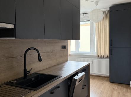 001.jpeg | Pronájem bytu, 2+1, 57 m²