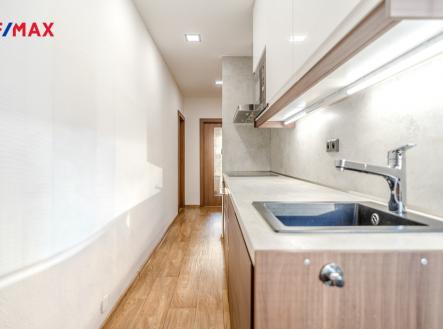 4.jpg | Prodej bytu, 2+1, 65 m²