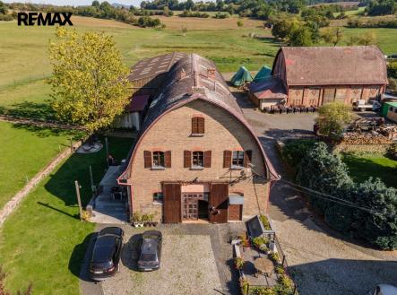 1.jpg | Prodej - dům/vila, 750 m²