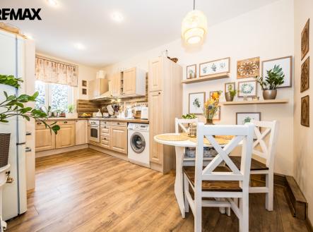 Kuchyně s jídelnou | Prodej - dům/vila, 234 m²