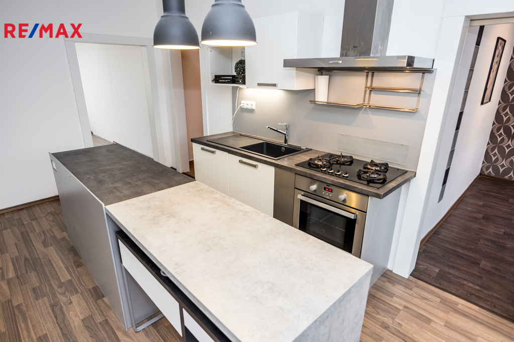 Kuchyně s ostrůvkem