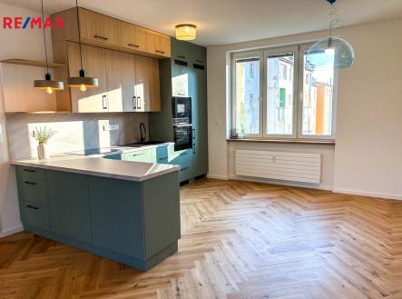 kuchyň | Pronájem bytu, 2+kk, 65 m²