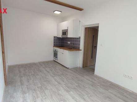 Pronájem bytu, 2+kk, 29 m²