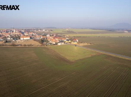 20250204-141516000-ios.jpg | Prodej - pozemek pro bydlení, 6 349 m²