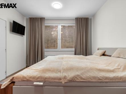 Ložnice 1 | Pronájem bytu, 2+kk, 39 m²