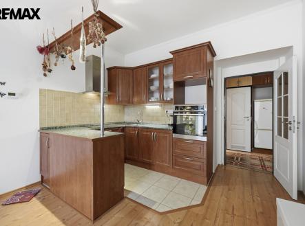 byt-palachova-llitomerice-martin-strojsa-remax-reality002.jpg | Prodej bytu, 2+kk, 70 m²