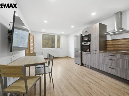 byt-picassova-usti-nad-labem-martin-strojsa-remax-reality002.jpg | Prodej bytu, 3+kk, 62 m²