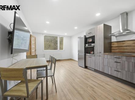 byt-picassova-usti-nad-labem-martin-strojsa-remax-reality002.jpg | Prodej bytu, 3+kk, 62 m²