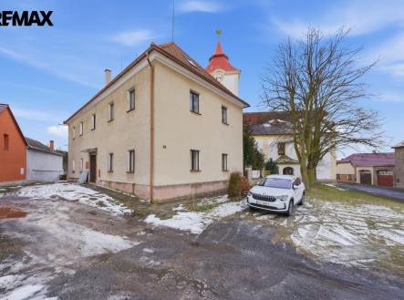 rodinny-dum-opocno-u-loun-michal-vais-remax-reality001.jpg | Prodej - dům/vila, 219 m²