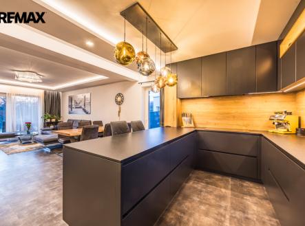 vha7720-hdr.jpg | Prodej - dům/vila, 116 m²