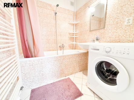 koupelna | Pronájem bytu, 2+1, 53 m²