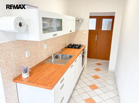 kuchyň | Pronájem bytu, 2+1, 53 m²
