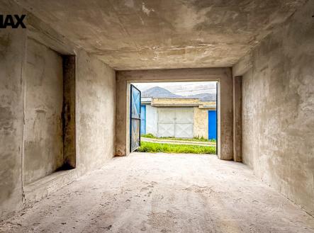 img-1581.jpg | Prodej - malý objekt/garáž