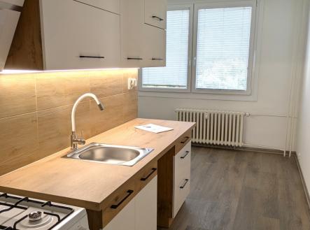 03.jpg | Pronájem bytu, 2+1, 62 m²