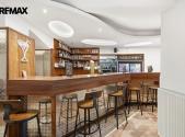 Pronájem - restaurace, 140 m²