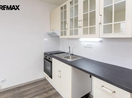 003.jpg | Pronájem bytu, 1+kk, 21 m²