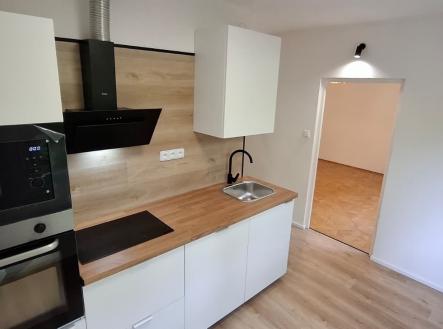 d038762f-2454-44bd-90f0-a7cfef700b06.jpg | Pronájem bytu, 3+1, 84 m²