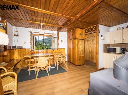 Jídelna s výhledem | Prodej - chata/rekreační objekt, 44 m²