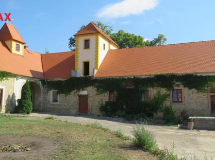 img_74119ffc51.jpg | Prodej - zemědělský objekt, 5 600 m²