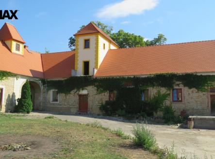 img_74119ffc51.jpg | Prodej - zemědělský objekt, 5 600 m²