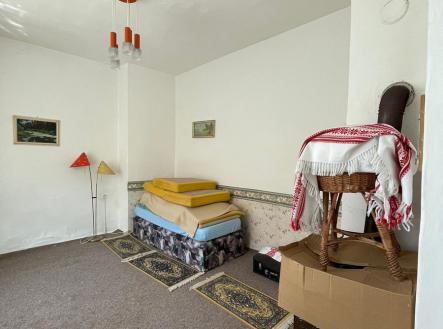 jeden z pěti pokojů | Prodej - dům/vila, 210 m²