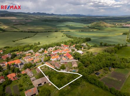 Prodej - pozemek pro bydlení, 2 061 m² obrázek