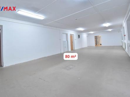 Pronájem - skladovací prostor, 278 m²