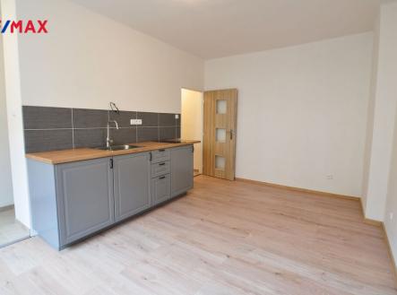 012.jpg | Pronájem bytu, 1+kk, 24 m²