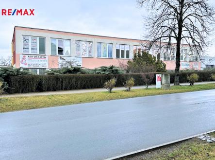 c67c5358-7725-4dc2-901c-fecc970f7c32.jpg | Prodej - kanceláře, 898 m²