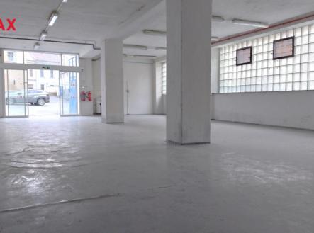 prostor A | Pronájem - výrobní prostor, 385 m²