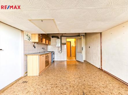 20250416-140938.jpg | Prodej bytu, 1+1, 44 m²