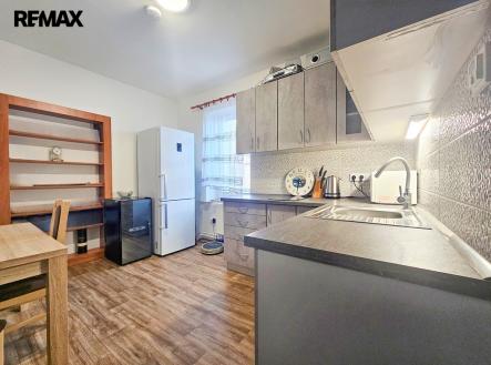 20250506-093218-1.jpg | Prodej - hotel, 644 m²