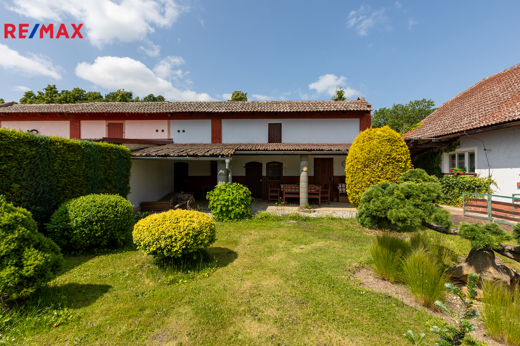 216a9972-hdr.jpg