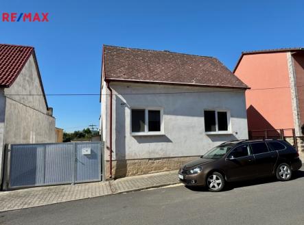 Pohled z ulice | Prodej - dům/vila, 155 m²
