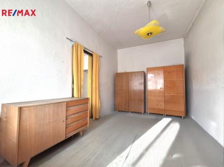 firefly-20250715235453.png | Prodej - dům/vila, 90 m²