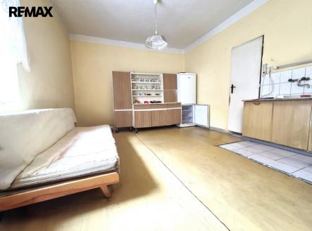 firefly-20250715234324.png | Prodej - dům/vila, 90 m²