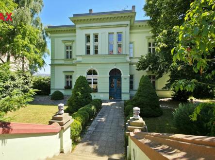 15-15-1.jpg | Prodej - dům/vila, 683 m²