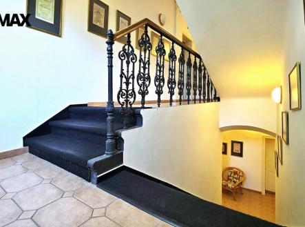 36-1.jpg | Prodej - dům/vila, 683 m²