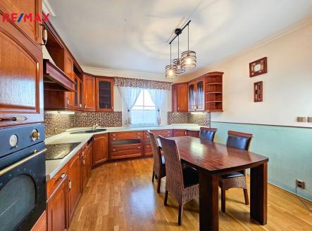 20241110-151700.jpg | Prodej - dům/vila, 397 m²